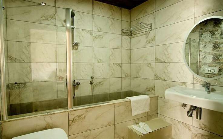 Imagen de la habitación del Elaia Thermal and Spa Hotel. Foto 8