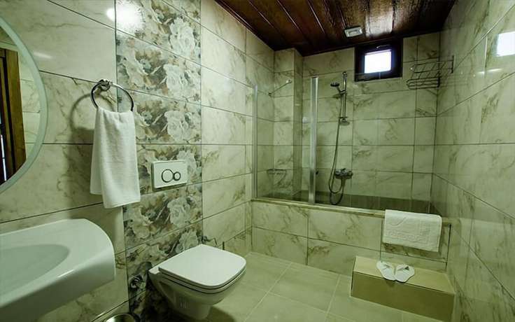 Imagen de la habitación del Elaia Thermal and Spa Hotel. Foto 9