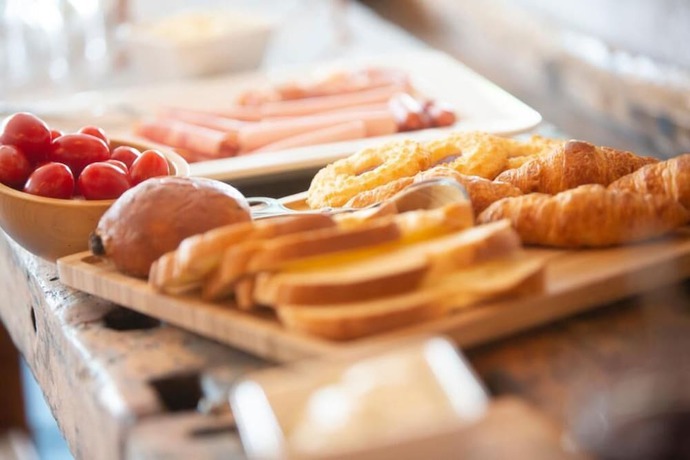 Imagen del bar/restaurante del Elan Hotel. Foto 13