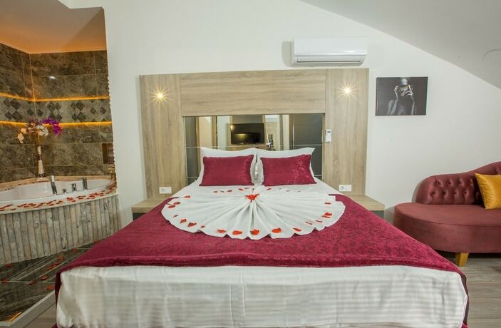 Imagen de la habitación del Elanis Suites. Foto 16