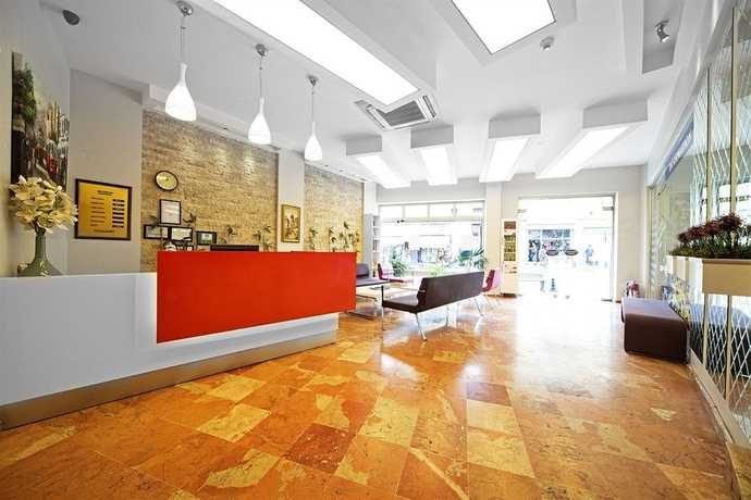 Imagen de los interiores del Elasophia Hotel. Foto 11