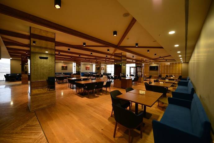 Imagen del bar/restaurante del Elazig Windy Hill Hotel and Spa. Foto 4