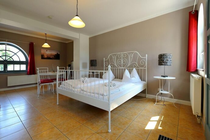 Imagen general del Elbzollhaus. Foto 10