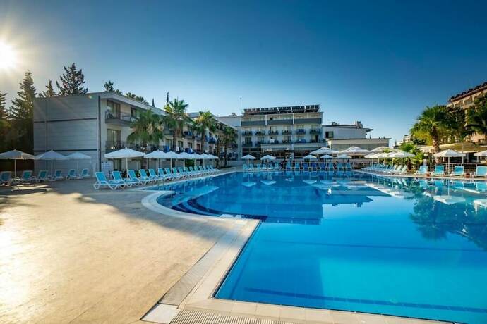 Imagen general del Eldar Garden Resort Hotel. Foto 1