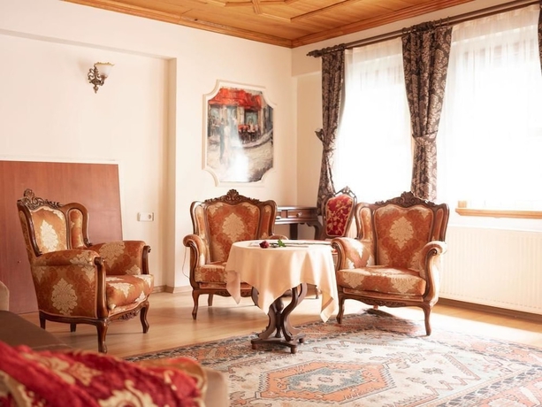 Imagen de los interiores del Eldorado Istanbul. Foto 19