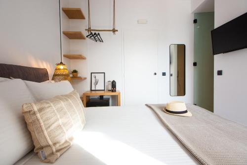 Imagen de la habitación del Eleana Hotel. Foto 18