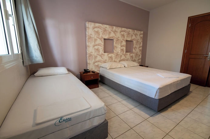 Imagen de la habitación del Elektra Hotel. Foto 5