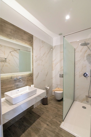 Imagen de la habitación del Elektra Hotel. Foto 13