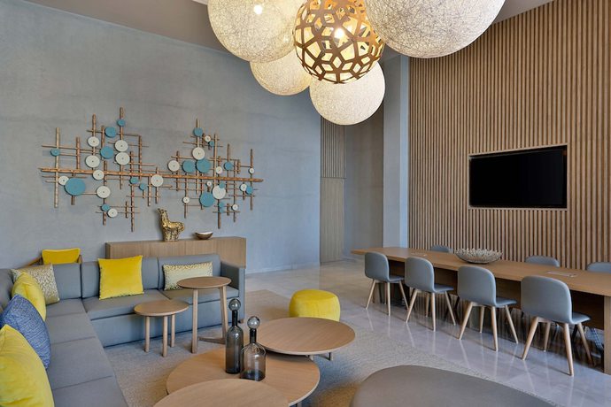 Imagen de los interiores del Element Al Jaddaf, Dubai. Foto 6