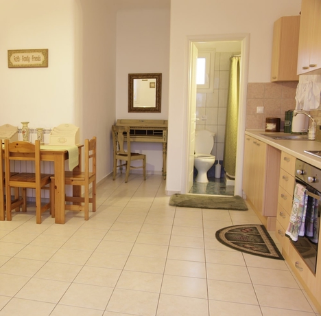 Imagen de la habitación del Eleni's Village Suites. Foto 15