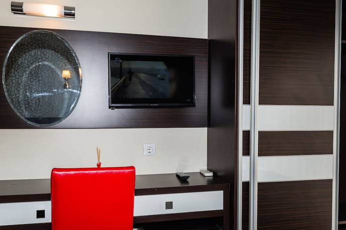 Imagen de la habitación del Eleven Hotel. Foto 10