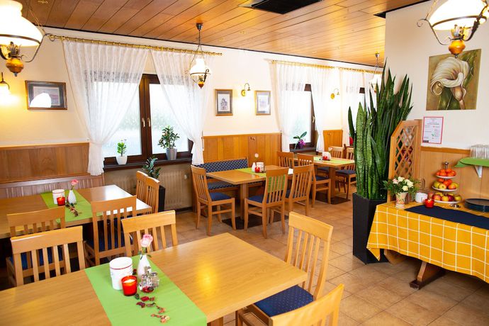 Imagen del bar/restaurante del Elim Hotel. Foto 8