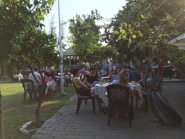 Imagen de la habitación del Elis Beach Hotel. Foto 5