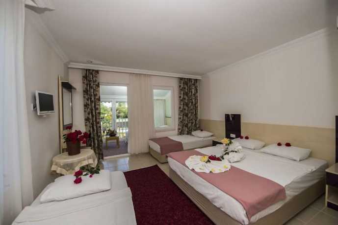 Imagen de la habitación del Elis Beach Hotel. Foto 10