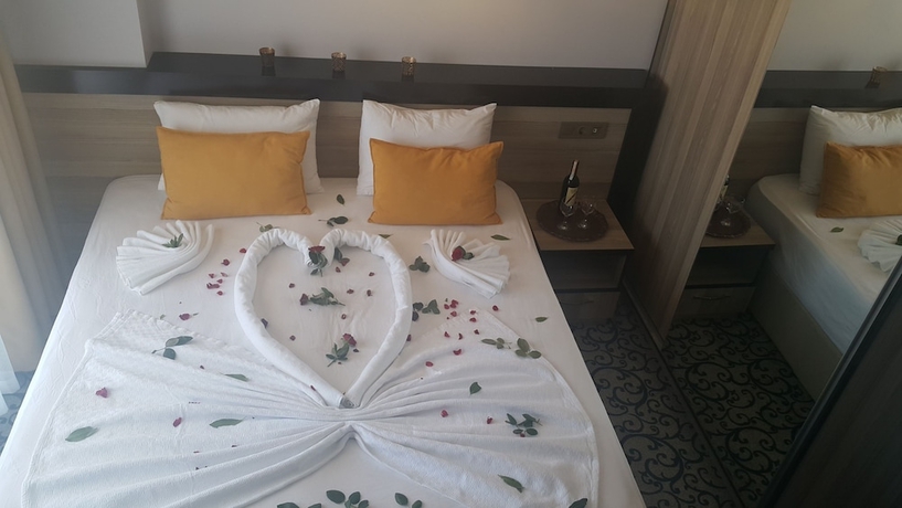 Imagen de la habitación del Elisa Otel. Foto 2
