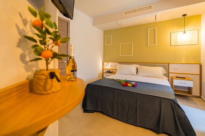Imagen de la habitación del Eliseo Palace Tropea. Foto 2
