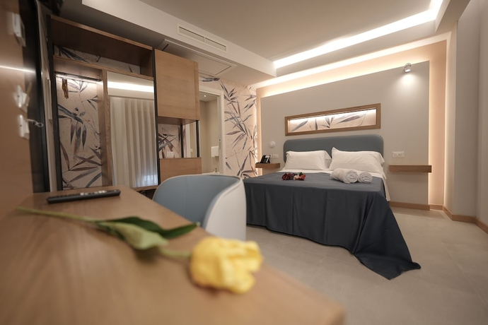 Imagen de la habitación del Eliseo Palace Tropea. Foto 11