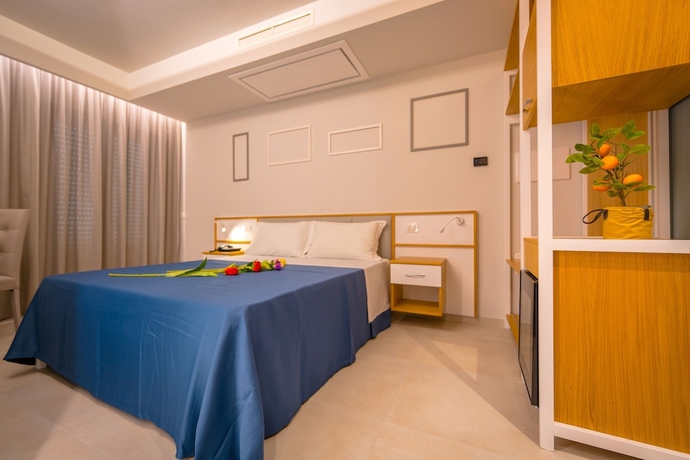 Imagen de la habitación del Eliseo Palace Tropea. Foto 15