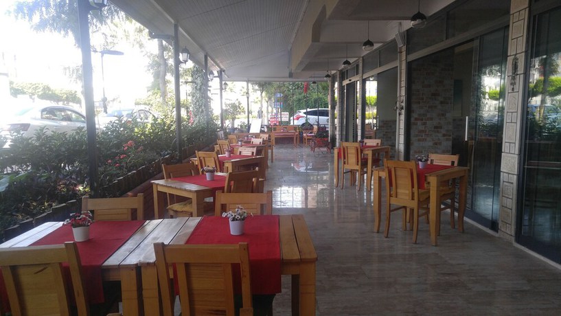 Imagen del bar/restaurante del Elit Apart Hotel. Foto 3