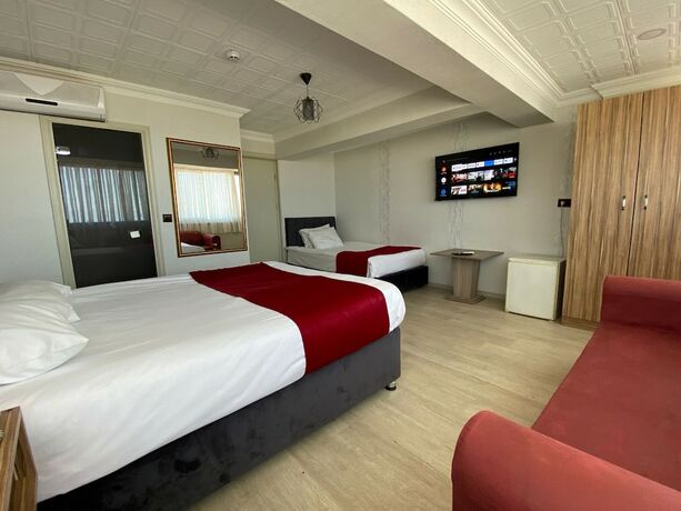 Imagen de la habitación del Elit Holiday Hotel. Foto 15