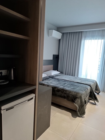 Imagen de la habitación del Elizabeth Queen Luxuxy Rooms. Foto 17