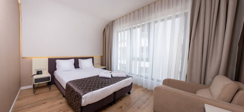 Imagen de la habitación del Elm Suite Hotel. Foto 18