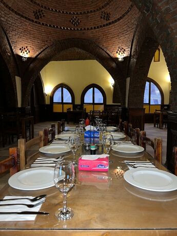 Imagen general del Elphardous Oasis Hotel. Foto 4
