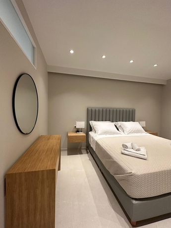 Imagen de la habitación del Elpida Luxury Apartments and Suites. Foto 6