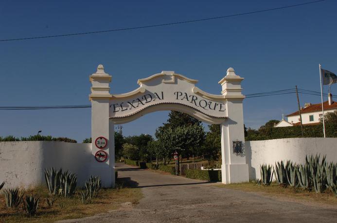 Imagen de los exteriores del Elxadai Parque. Foto 4