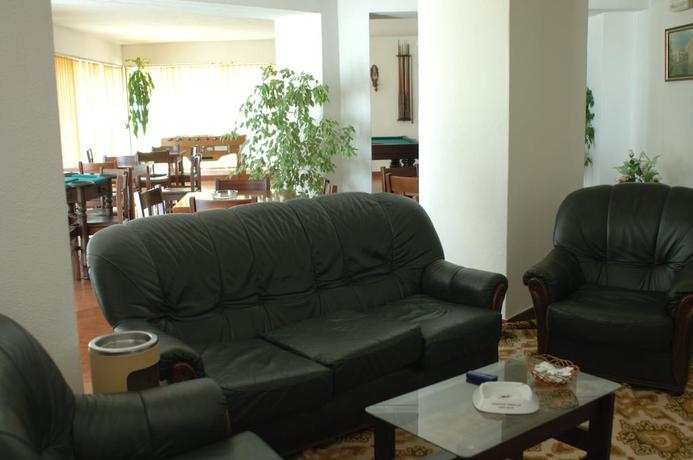 Imagen de los interiores del Elxadai Parque. Foto 8