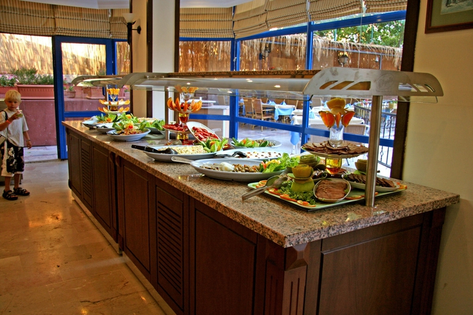 Imagen del bar/restaurante del Elysee Garden Family Hotel. Foto 4