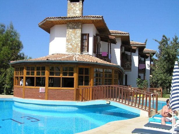Imagen de la piscina del Elze Hotel, &Ouml;l&uuml;deniz. Foto 13