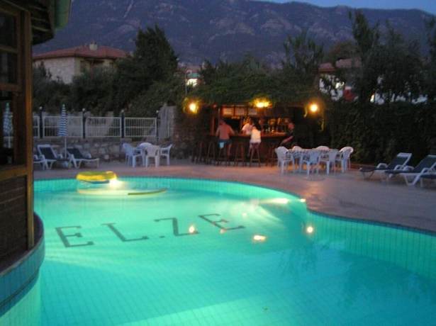 Imagen de la piscina del Elze Hotel, &Ouml;l&uuml;deniz. Foto 16