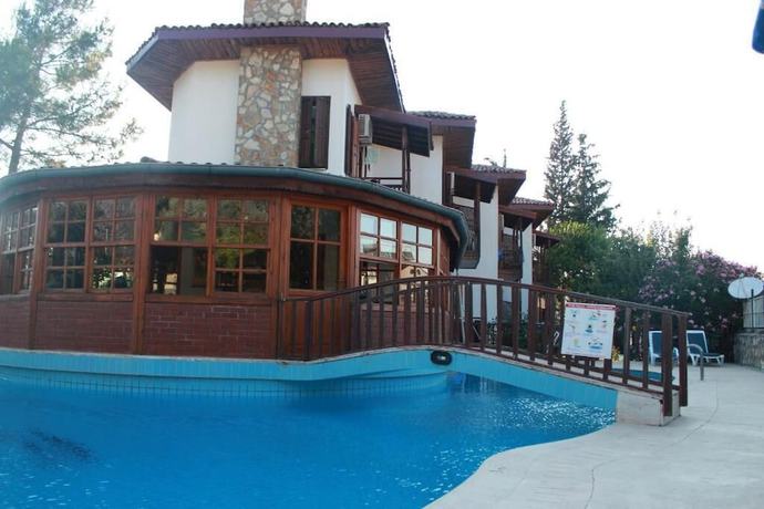 Imagen de la piscina del Elze Hotel, &Ouml;l&uuml;deniz. Foto 18