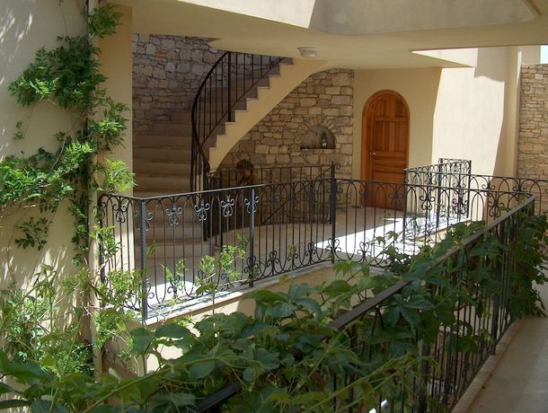 Imagen de los interiores del Emel Pension. Foto 12