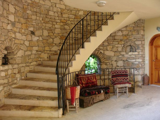 Imagen de los interiores del Emel Pension. Foto 14