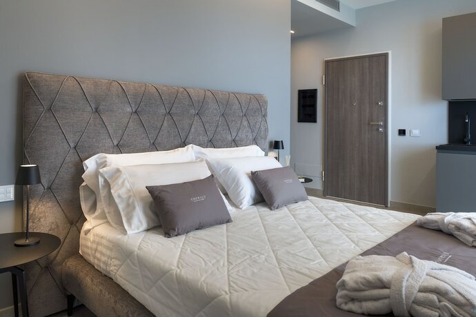Imagen de la habitación del Emerald Boutique Hotel. Foto 11