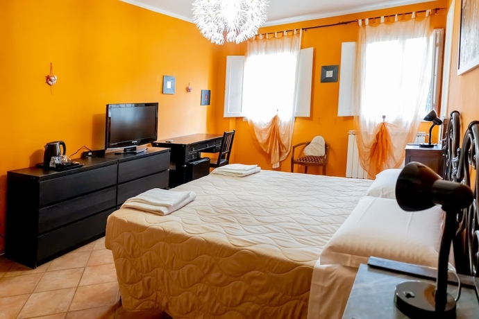Imagen de la habitación del Emerald Palace, Florencia. Foto 5
