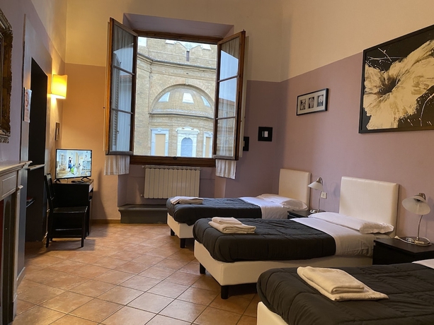 Imagen de la habitación del Emerald Palace, Florencia. Foto 15