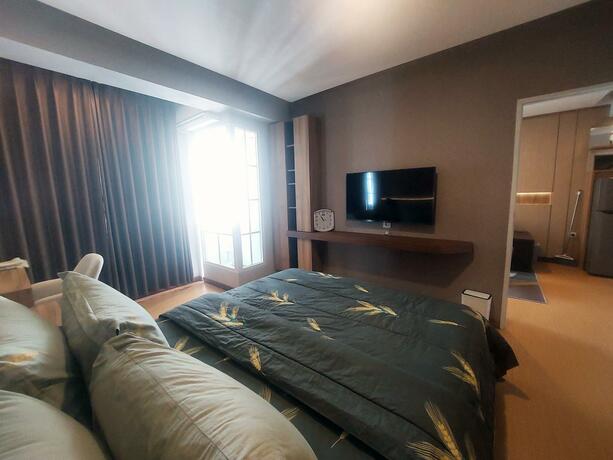 Imagen general del Emerald apartel by Rm. Foto 16