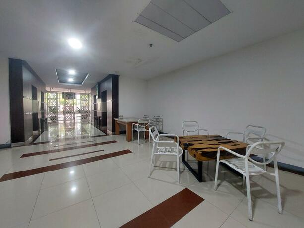Imagen general del Emerald apartel by Rm. Foto 26