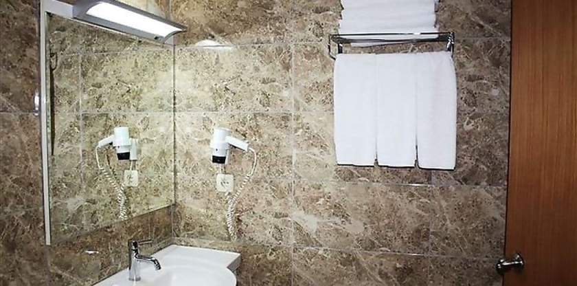 Imagen de la habitación del Emin Kocak Hotel Kayseri. Foto 13