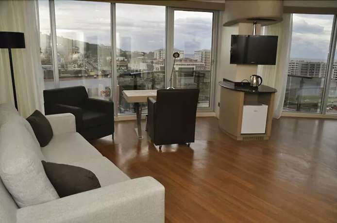 Imagen de la habitación del Emir Grand Hotel. Foto 3