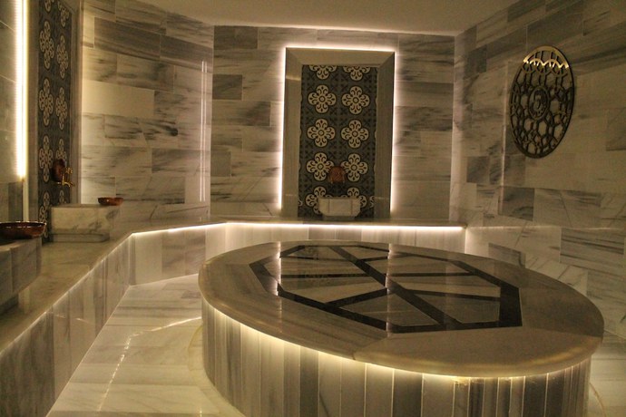 Imagen de los interiores del Emir Grand Hotel. Foto 18