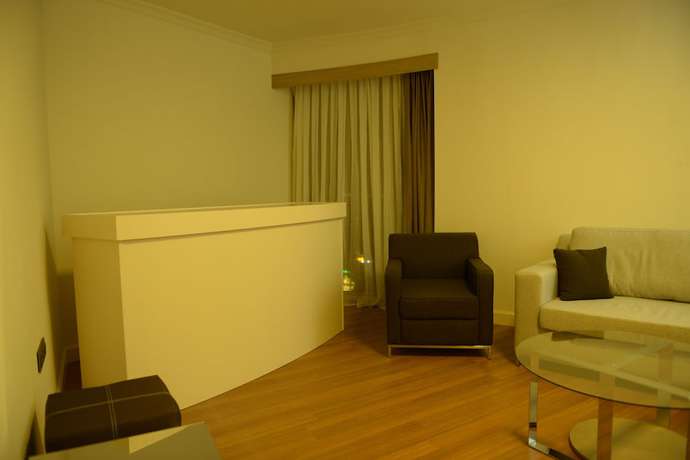 Imagen de la habitación del Emir Grand Hotel. Foto 6