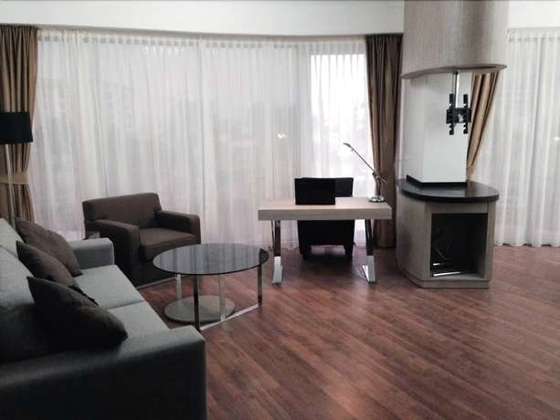 Imagen de la habitación del Emir Grand Hotel. Foto 11