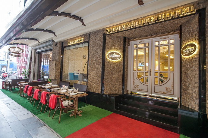 Imagen del bar/restaurante del Empire Suite Hotel. Foto 6