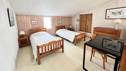 Imagen de la habitación del Emplacement idéal, au calme et proche de la plage. Foto 12