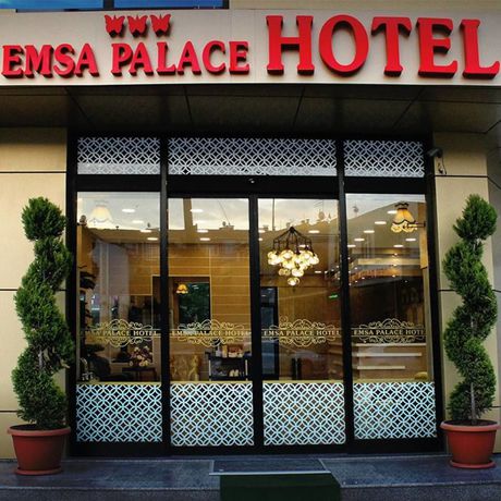 Imagen del bar/restaurante del Emsa Palace Hotel. Foto 6