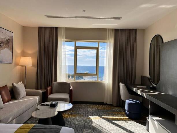 Imagen general del Enala Hotel Umluj. Foto 9